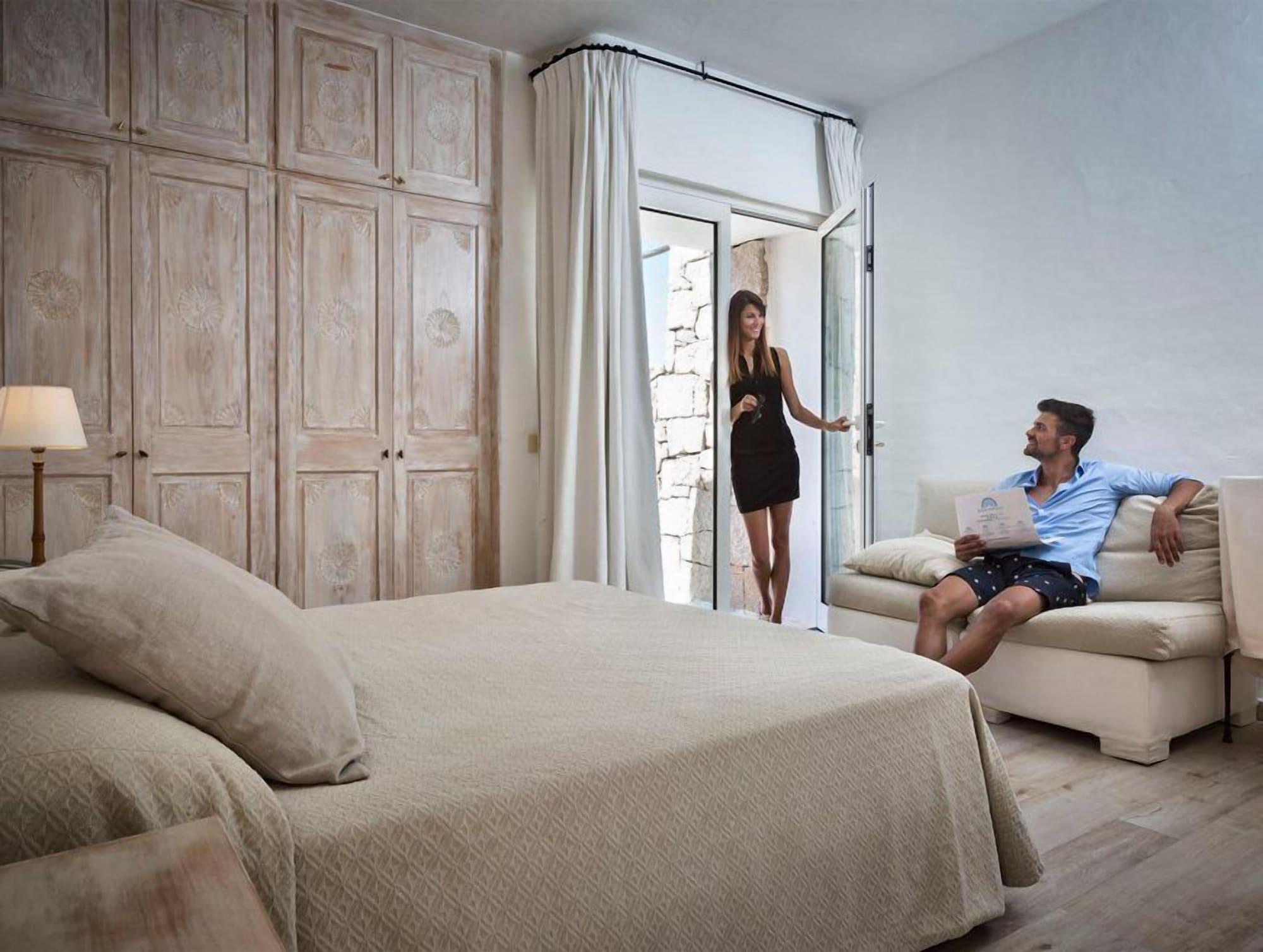 Hotel Grand Relais Dei Nuraghi (Adults Only) Baja Sardinia Eksteriør billede