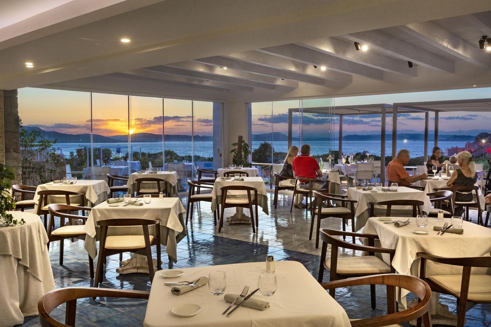 Hotel Grand Relais Dei Nuraghi (Adults Only) Baja Sardinia Eksteriør billede