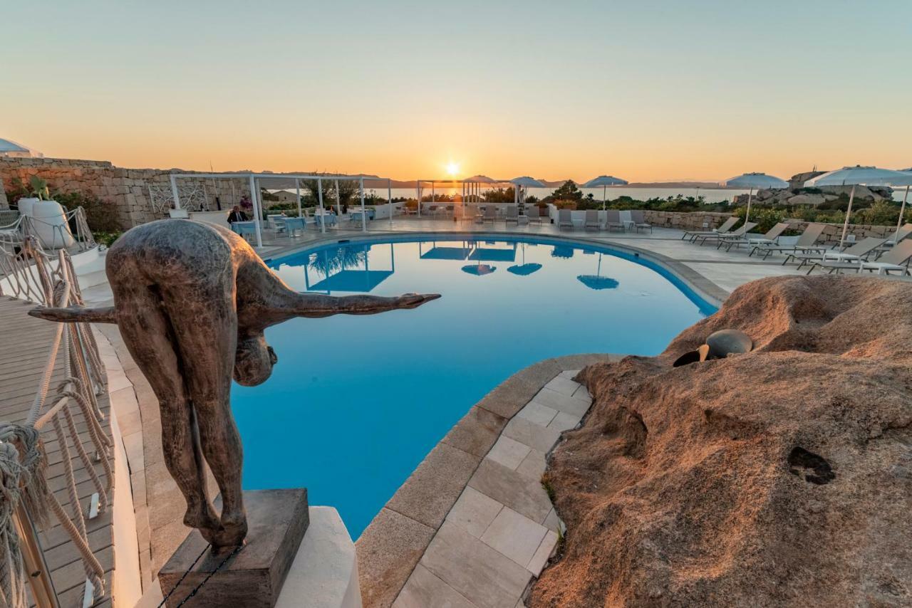 Hotel Grand Relais Dei Nuraghi (Adults Only) Baja Sardinia Eksteriør billede